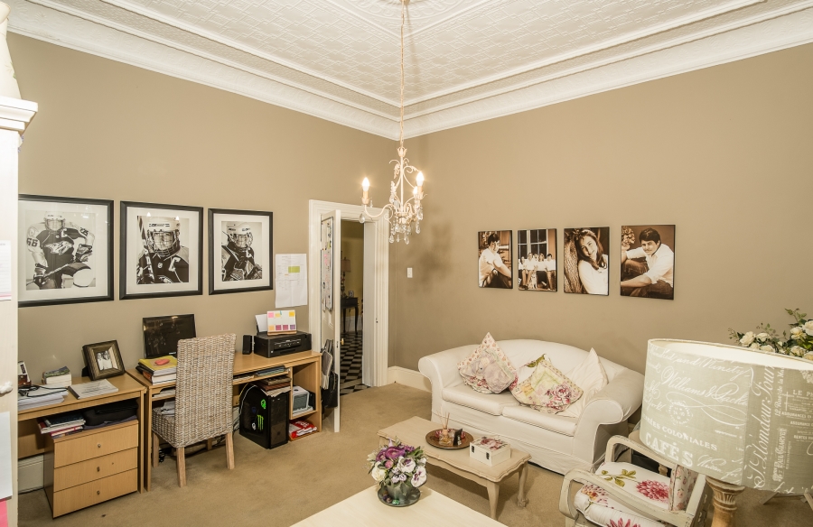 4 Bedroom Property for Sale in Claremont Western Cape